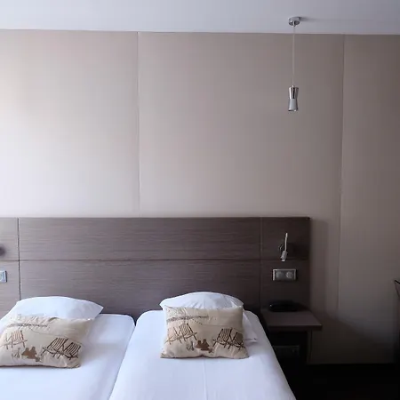 Hotel Amiral-fondary Parigi