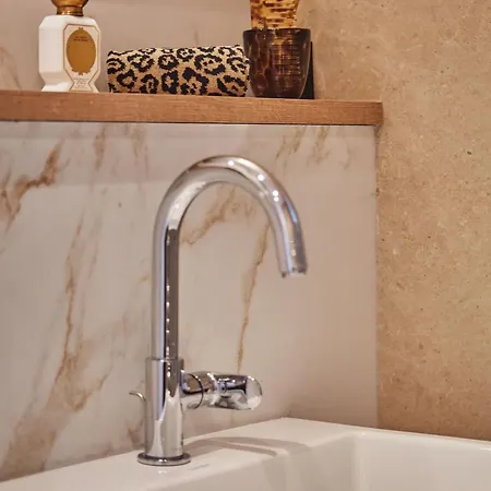 アミラル フォンダリー 3* パリ