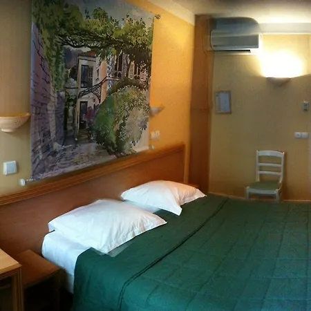 ホテル アミラル フォンダリー