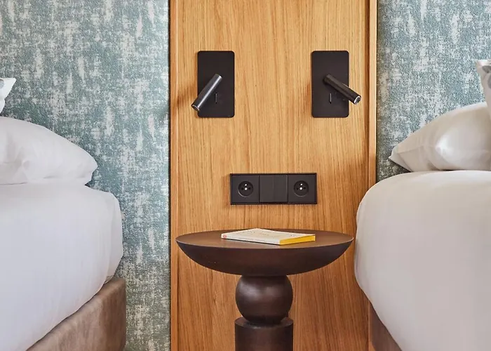 Amiral-fondary Hotel París