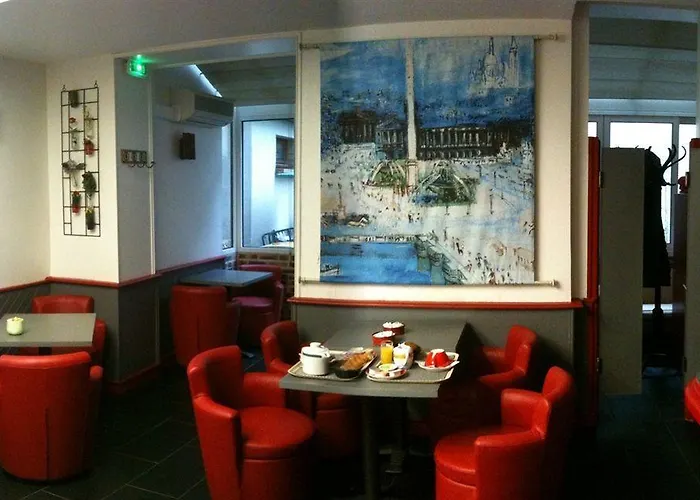 Amiral-fondary Hotel