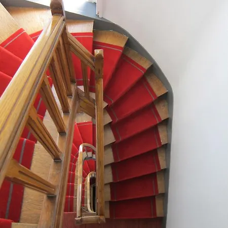 Hotel Amiral-fondary 3*